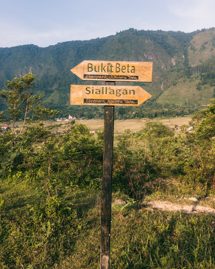 Hiking routes near Tuk Tuk