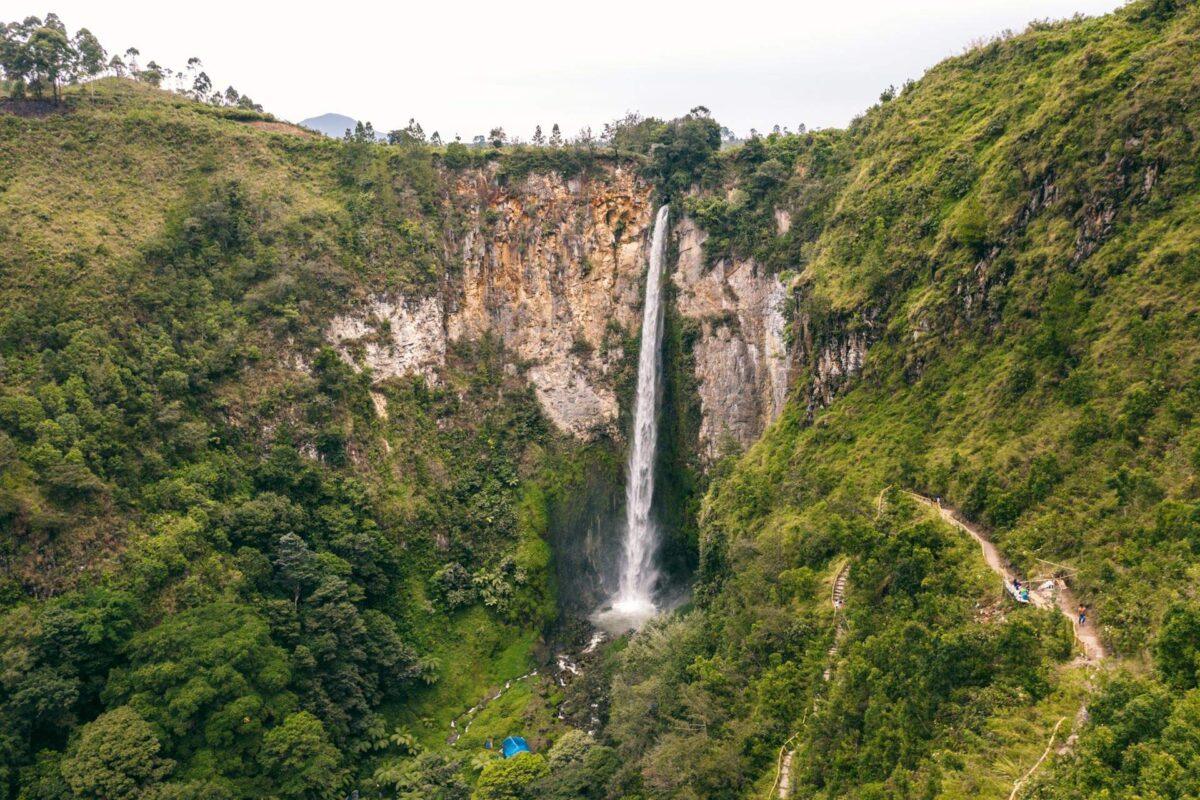 Sipiso Piso Waterfall Travel Guide: How to Visit & What To Expect