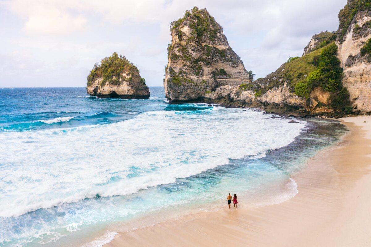 Slow Travel for Digital Nomads: How to Thrive When Travelling AND Working at the Same Time