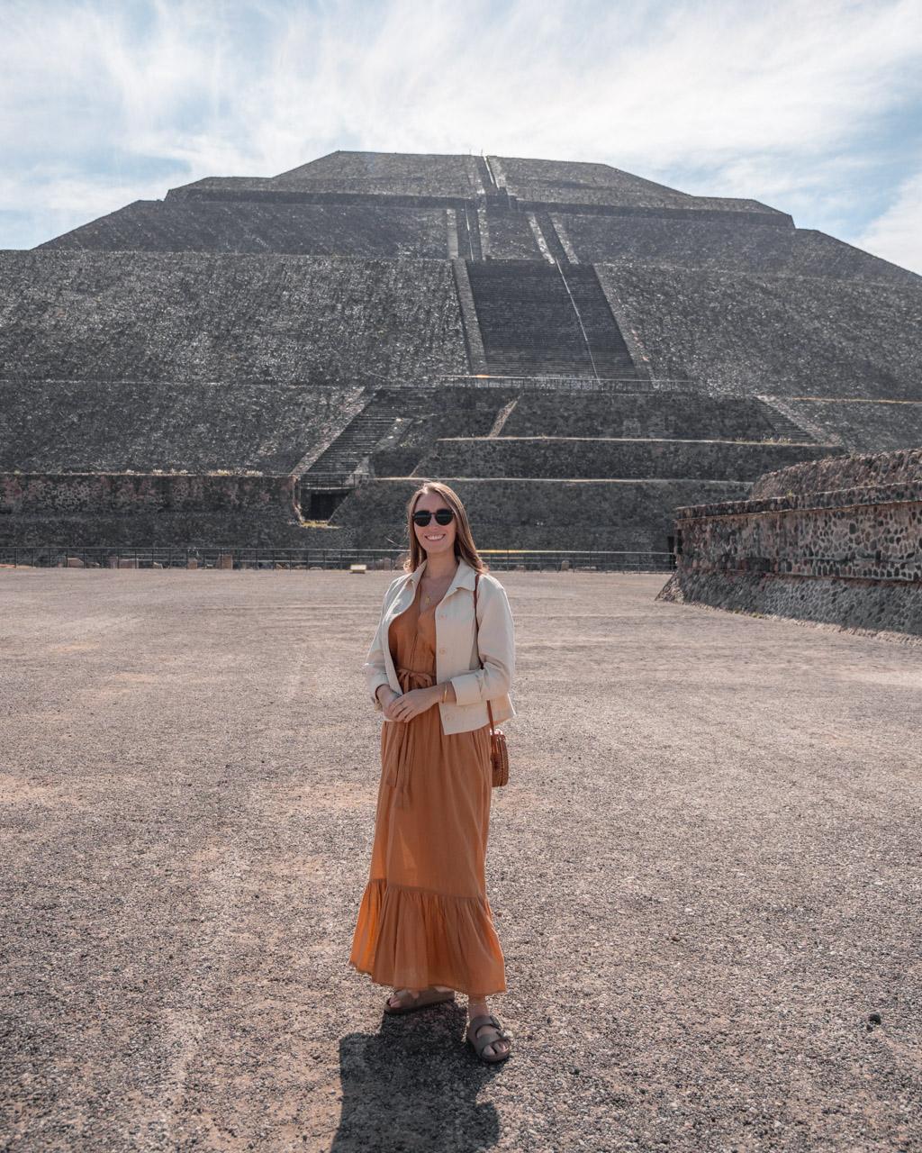 Victoria in front of the Pyramid of the Sun in Teotihuacan