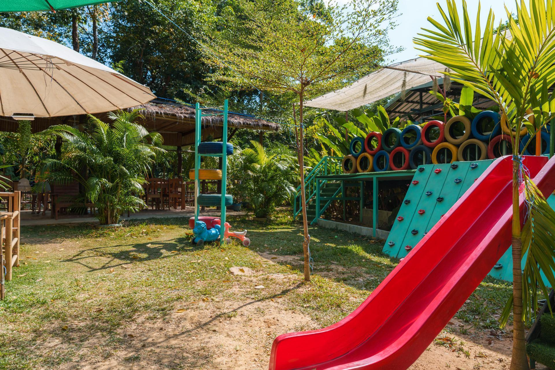The Backyard in Long Beach, Koh Lanta