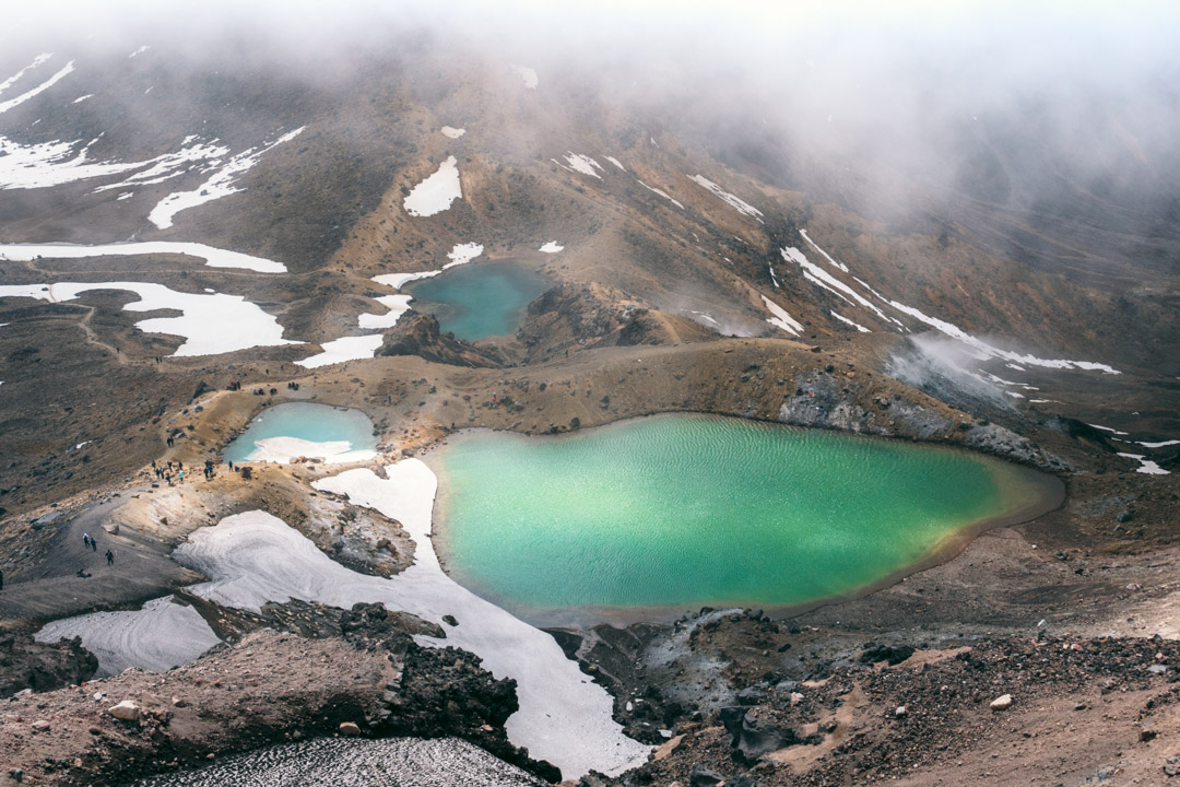 Emereld Lakes - Tongariro Alpine Crossing hike wide