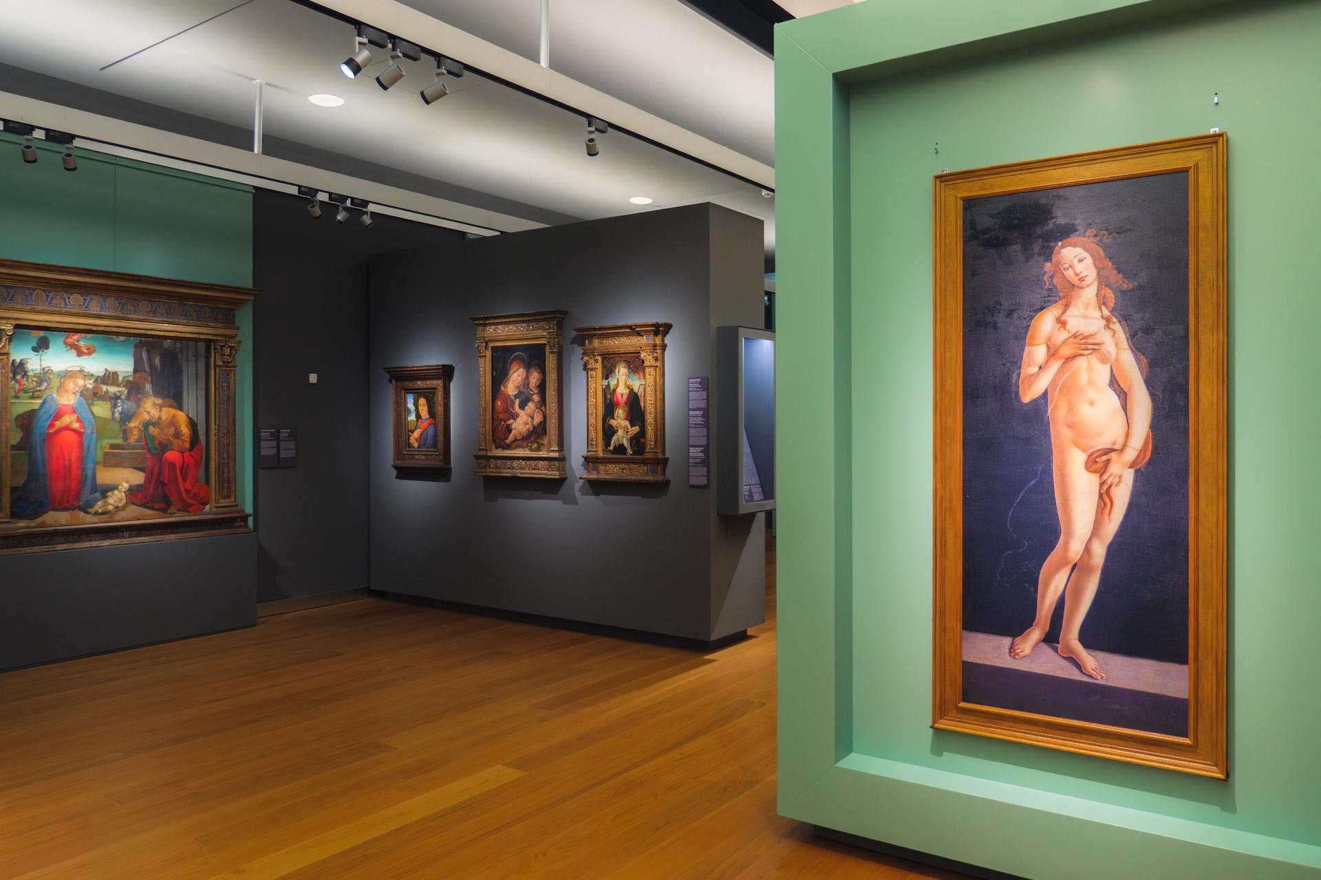 Royal palace paintings