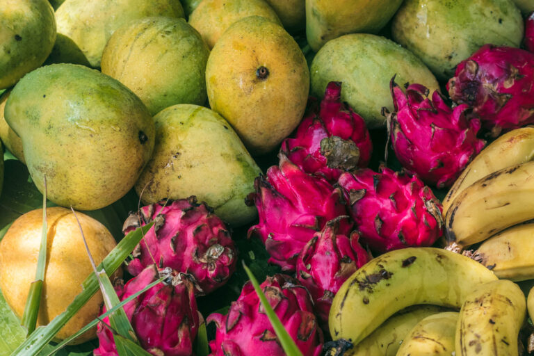 <em></noscript>A Vegan Eating Guide to Rarotonga, Cook Islands:</em> The Best Restaurants & Cafés