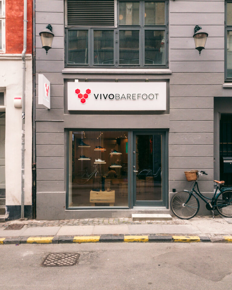 stores that sell vivobarefoot