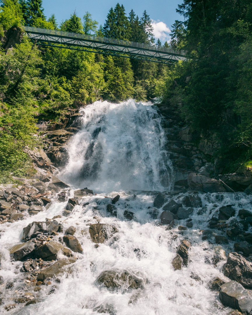 Sandes Waterfall